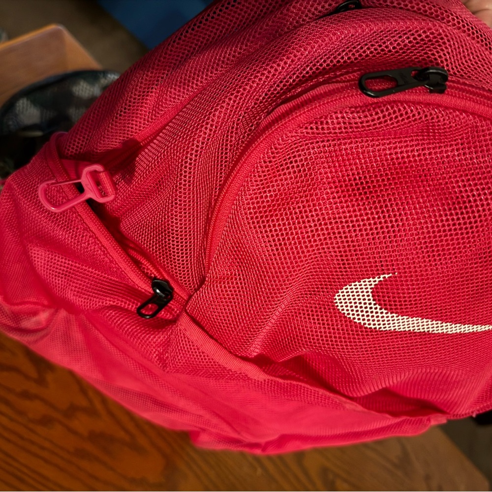 Nike Pink Mesh Backpack (+ free camo backpack) - Picture 3 of 7